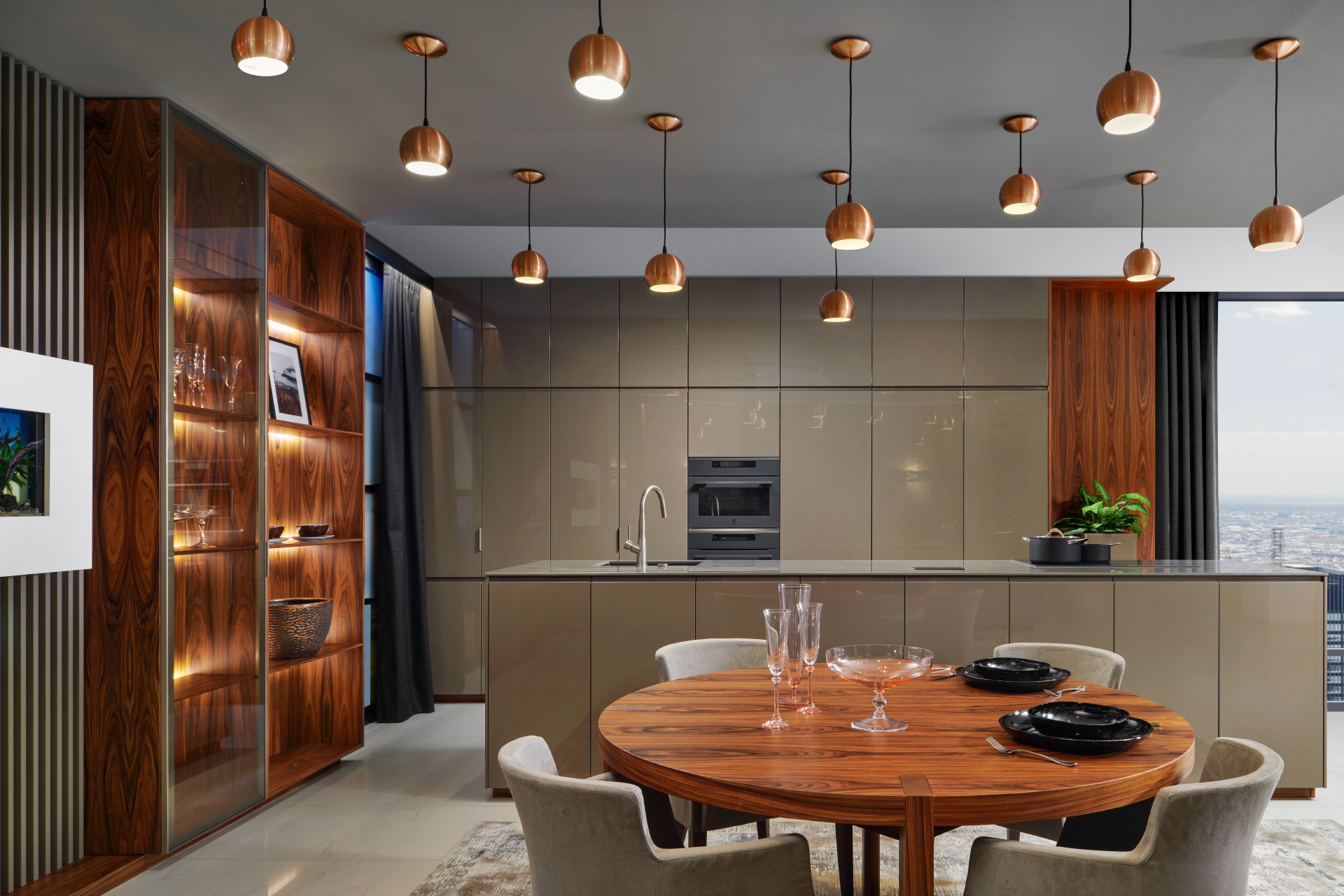 tủ bếp kịch trần